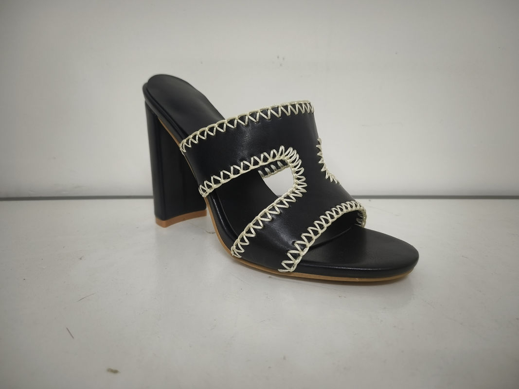 Couche en cuir durable Femmes pompe à talons Chunky Type ISO9001